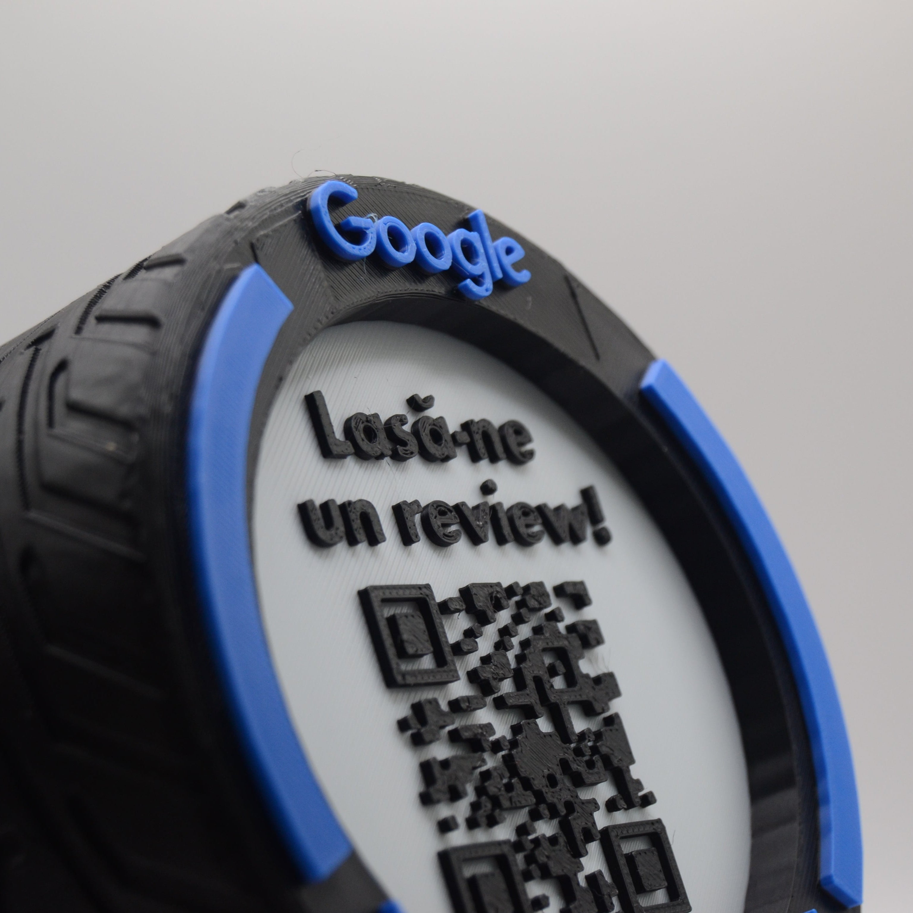 QR & NFC Stand for Google Reviews – F1 Wheel Design in Multiple Colors